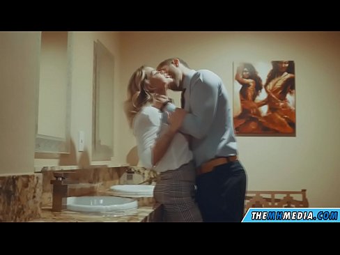 ❤️ Kung ang usa ka busty blonde naghaylo kanimo sa usa ka publiko nga kasilyas ❤️❌ Porno sa pornograpiya ceb.xxxner.ru ❌️